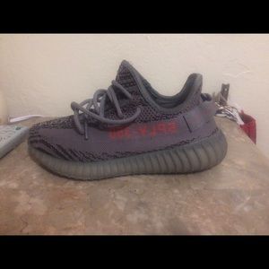 Yeezy 350 beluga 2.0 size 7